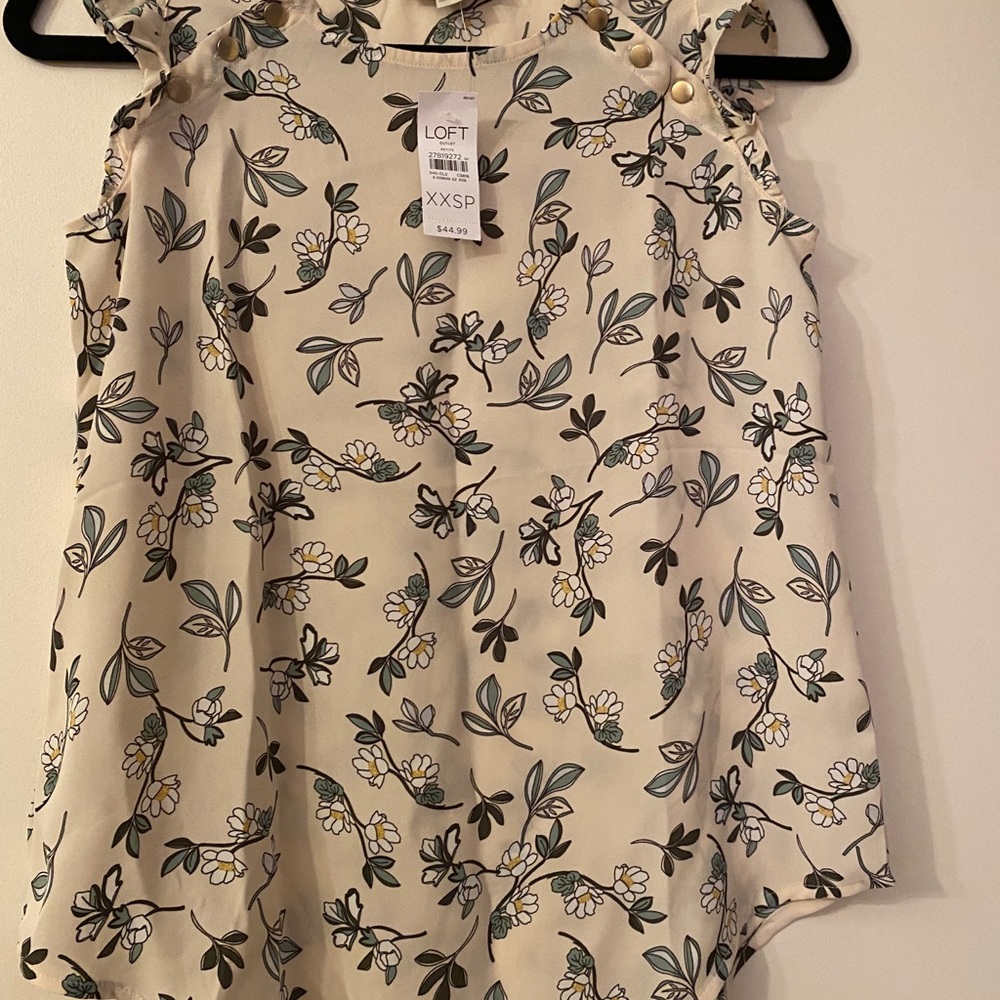 NWT Anne Taylor Loft top